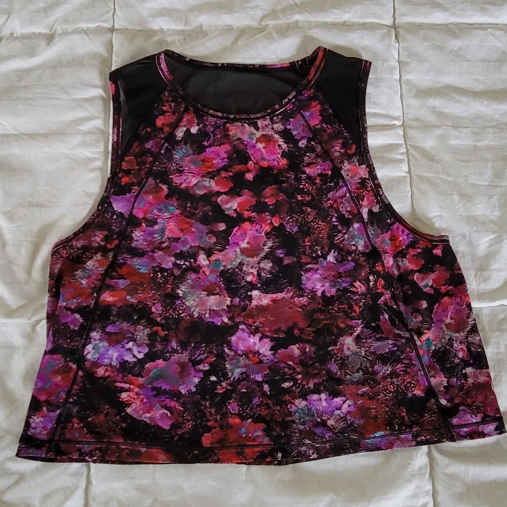 Lululemon Sculpted Cropped Tank Top